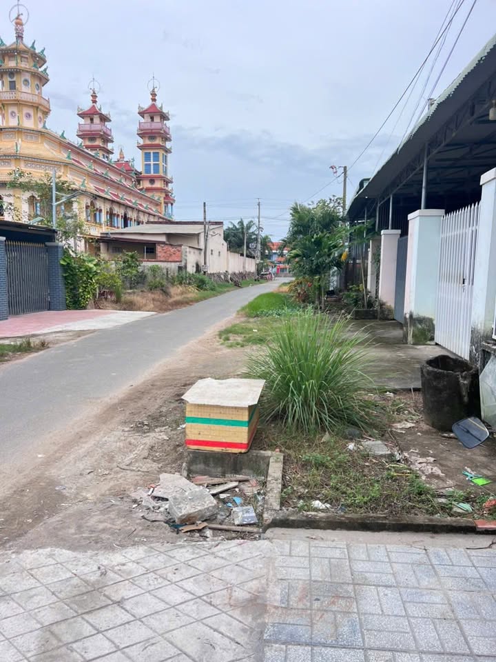 Nhà mới Ninh Thạnh, Tây Ninh 221m² giá 1.4 tỷ - Thương lượng ngay!