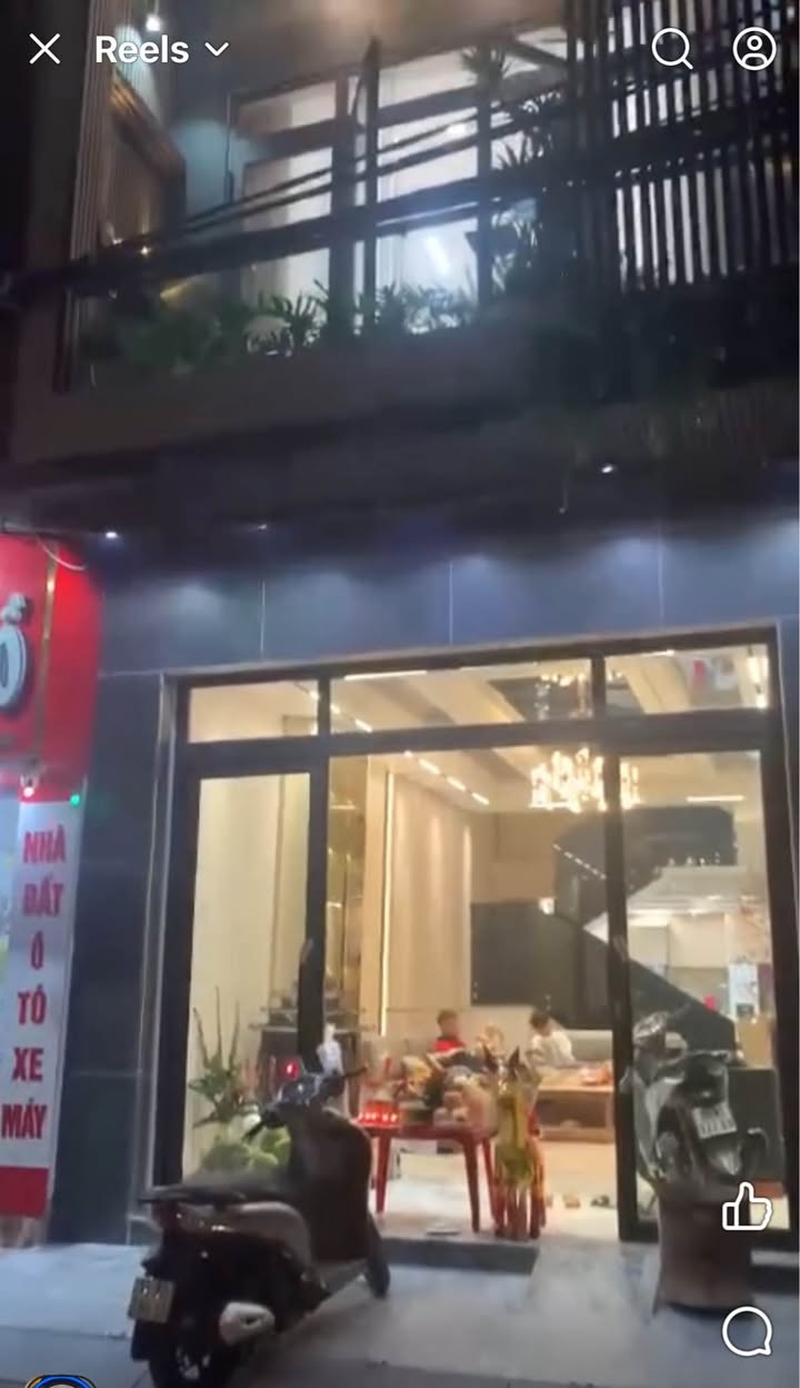 Nhà mặt đường Chùa Hàng 65m² giá 13.8 tỷ - Lô góc kinh doanh đỉnh cao!