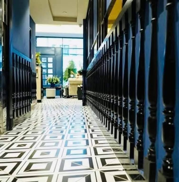 Khách sạn 9 tầng phố Hàng Mành, Hoàn Kiếm 54m² - Vị trí đắc địa, sẵn sàng giao dịch!