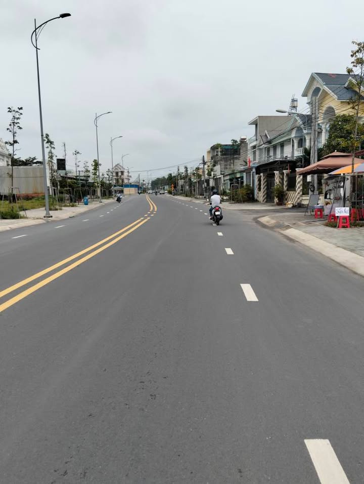 Đất thổ cư mặt tiền đường DX 008, Phú Mỹ 116m² giá 2 tỷ - Cơ hội đầu tư tốt!