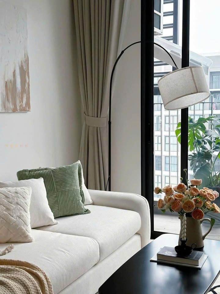 Căn hộ Vinhomes Greenbay Mễ Trì 2PN giá 16 triệu - Full nội thất hiện đại!