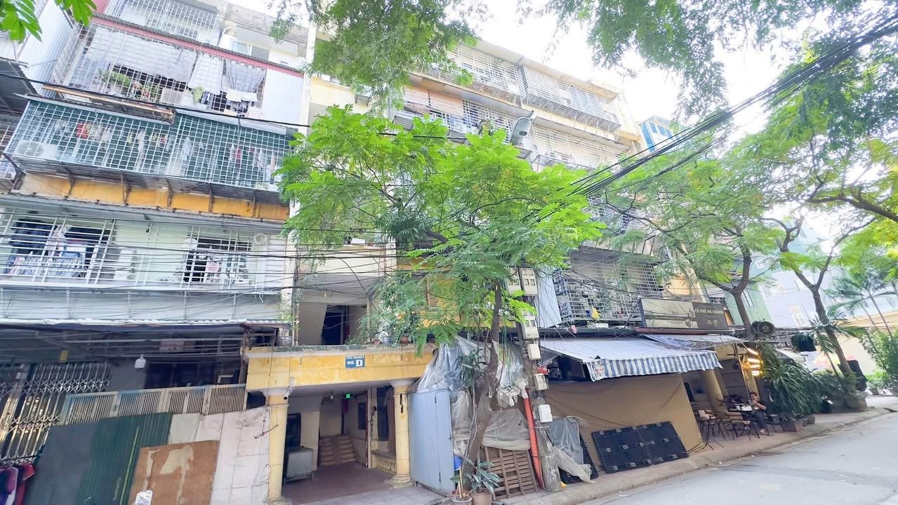 Căn hộ Khu tập thể 7,2HA Ba Đình 47m² giá 5.9 tỷ - Nhà đẹp ở ngay, phải nhanh tay!