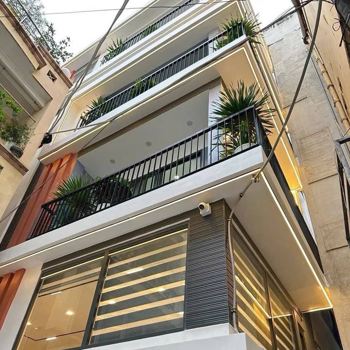 Căn hộ dịch vụ Bến Thành 71m² giá 35 tỷ - Đầu tư sinh lời cao!