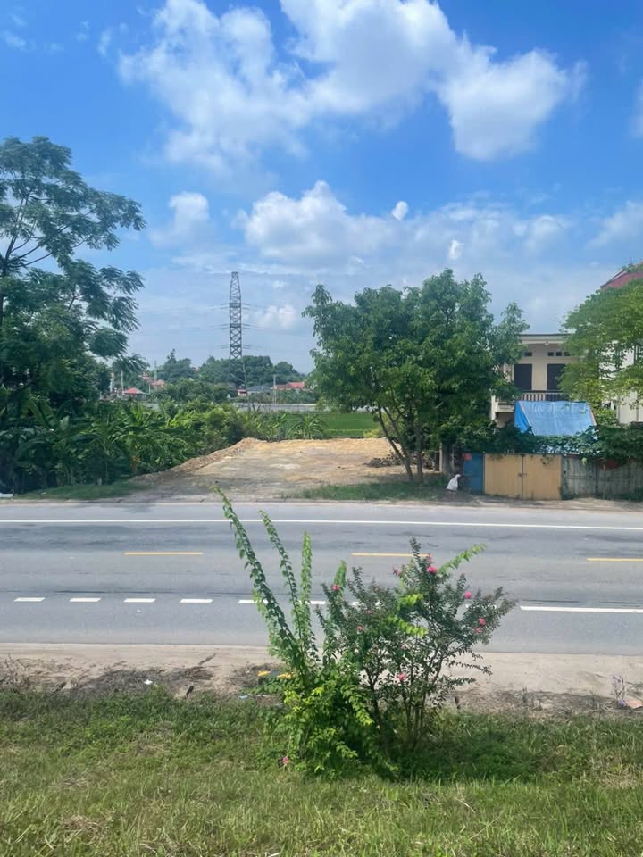 Đất mặt tiền Quốc lộ 32A, khu 13 Hương Nộn, 147m² - Tiềm năng đầu tư cao!