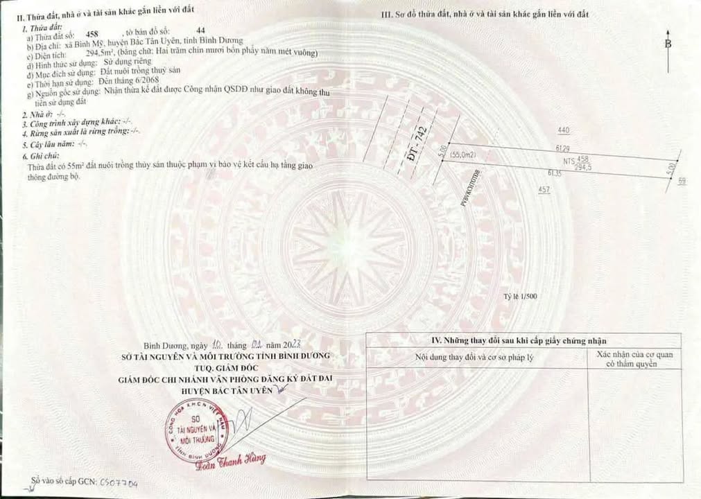 Đất nền Vĩnh Tân, Tân Uyên 300m² giá 2.3 tỷ - Sổ đỏ chính chủ, vị trí đẹp!