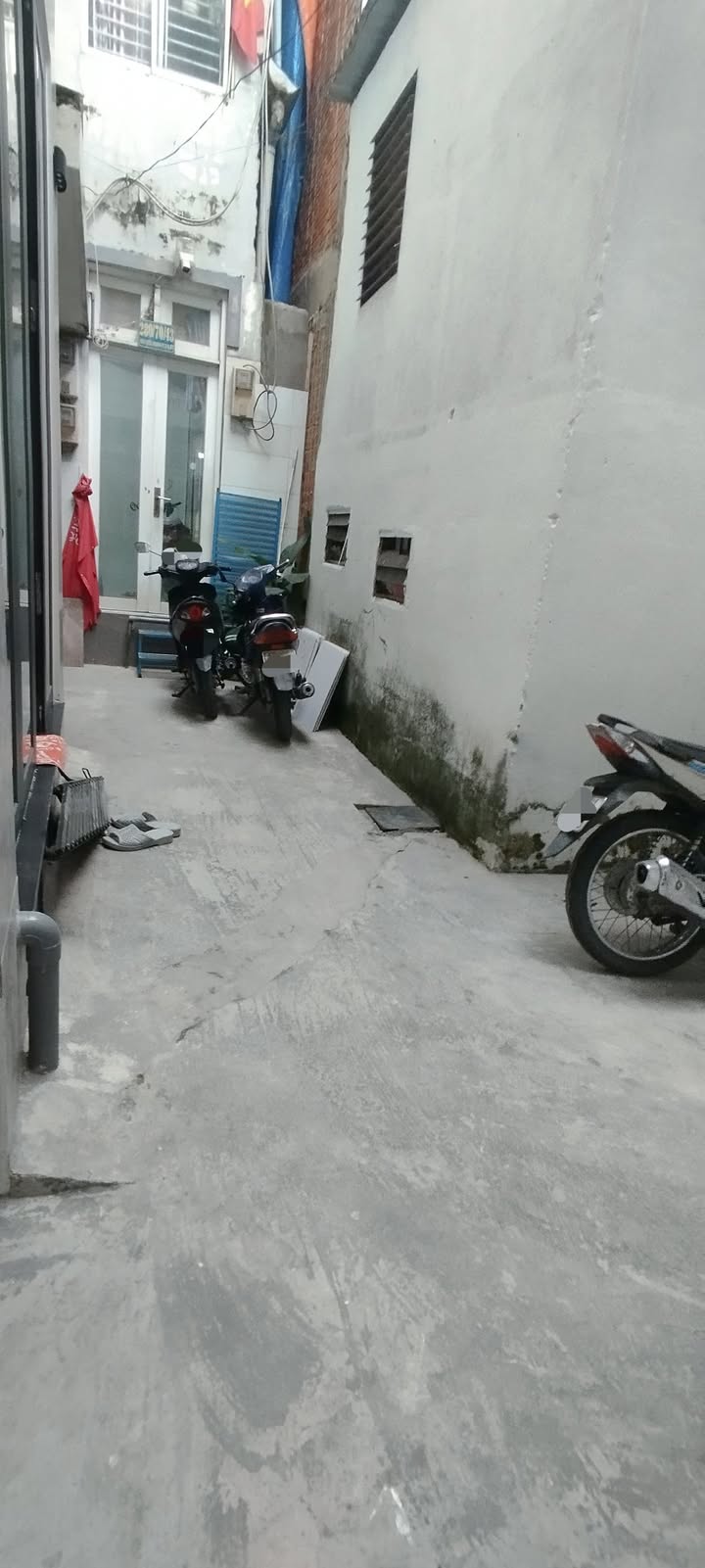 Nhà 4 tầng Bùi Hữu Nghĩa, Bình Thạnh 27m² giá 4 tỷ - Gần chợ Bà Chiểu, tiện ích đầy đủ!