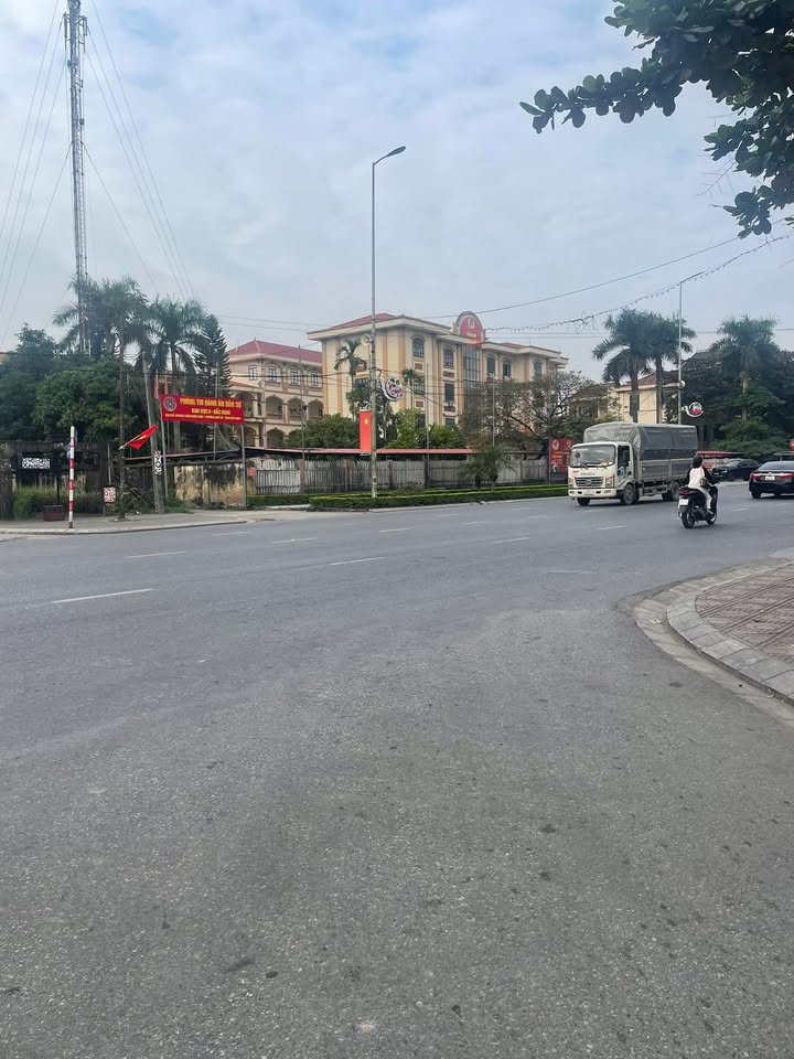 Bán lô đất mặt tiền Quốc lộ 18, Quế Võ 90m² - Đầu tư sinh lời ngay!