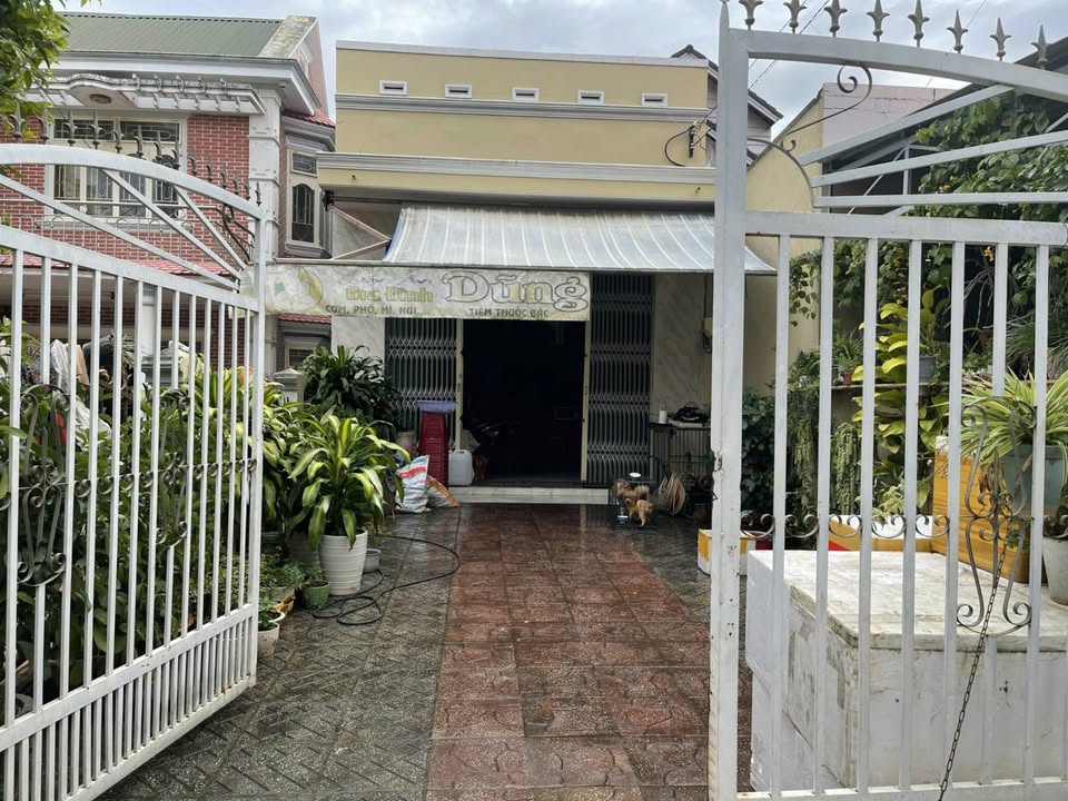 Nhà cấp 4 đường Thống Nhất, thị trấn Liên Nghĩa 218m² giá 6.5 tỷ - Vị trí đắc địa cho kinh doanh!