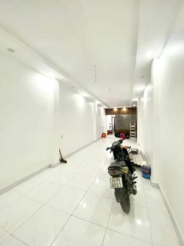 Nhà mặt đường Trường Chinh, Kiến An, Hải Phòng 115m² giá 7.2 tỷ - Vị trí kinh doanh đắc địa!