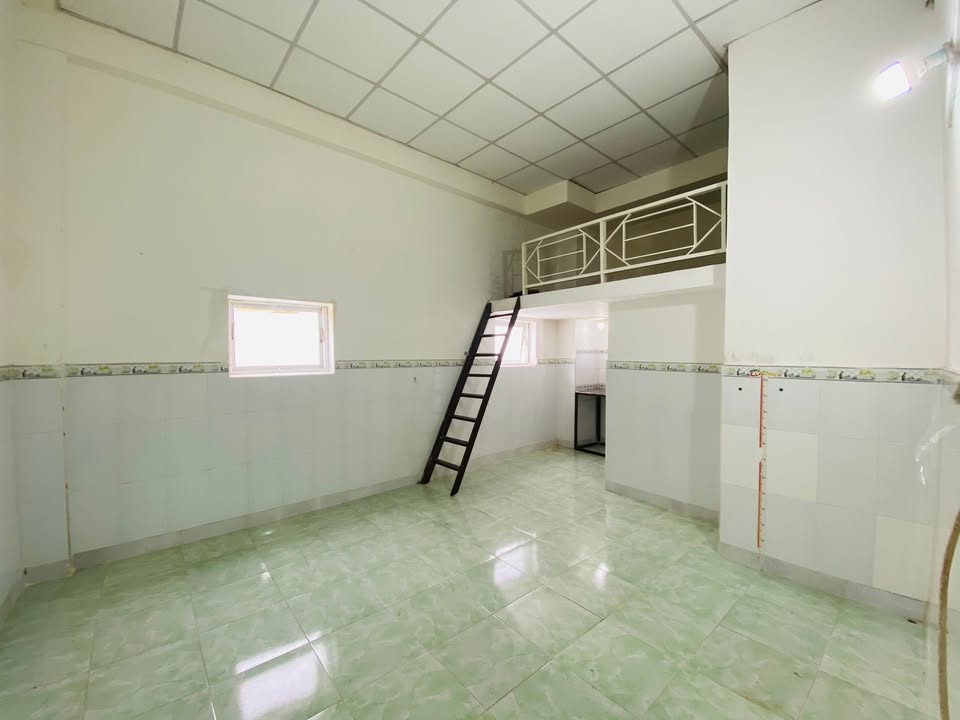 Nhà trọ cho thuê tại Tô Hiệu, Tân Phú 27m² giá 3 triệu - Phòng rộng thoáng mát!