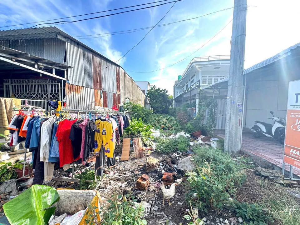 Đất kinh doanh mặt tiền đường Quang Trung, Rạch Giá 210m² giá 3 tỷ - Cơ hội vàng cho nhà đầu tư!