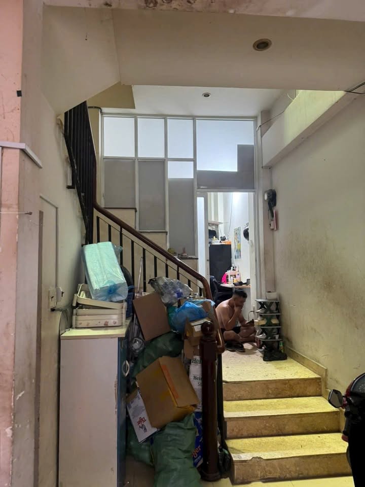 Nhà bán đường Phạm Thế Hiển, Quận 8, 52.59m² giá 6.4 tỷ - Thiết kế hiện đại, sổ hồng riêng!