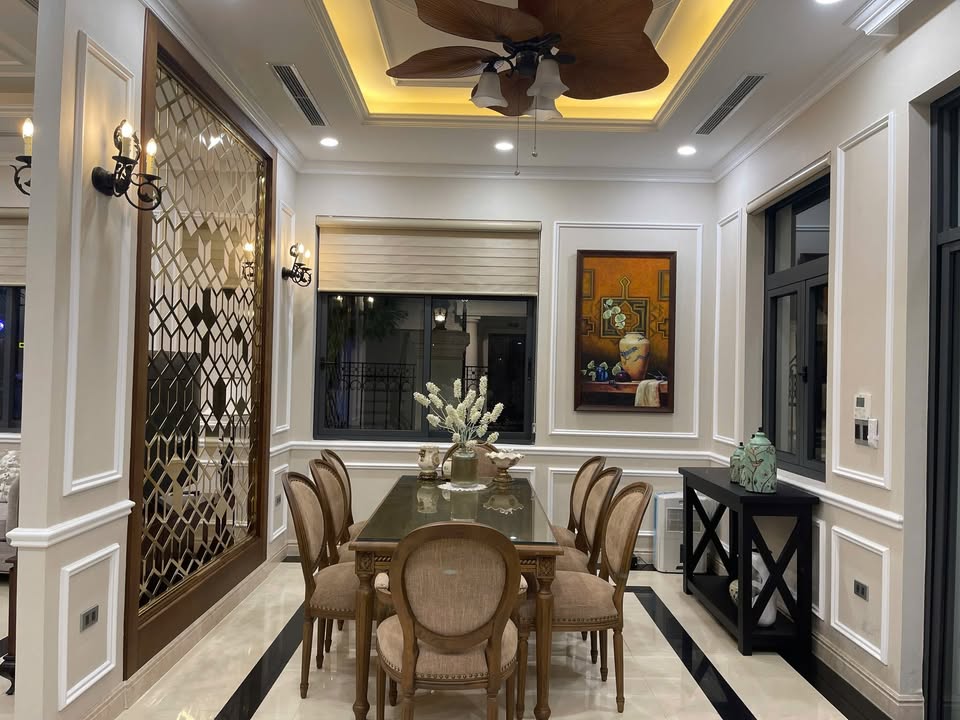 Cho thuê nhà lô góc 3 mặt tiền Vinhomes Marina 170m² giá 82 triệu - Full nội thất, thang máy