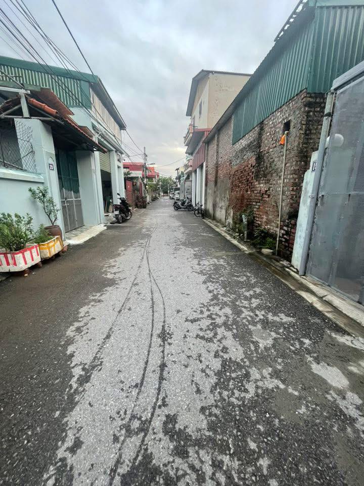 Nhà cấp 4 Thôn Trung, Phù Đổng 52m² giá 4.7 tỷ - Vị trí thuận tiện, chính chủ bán gấp!