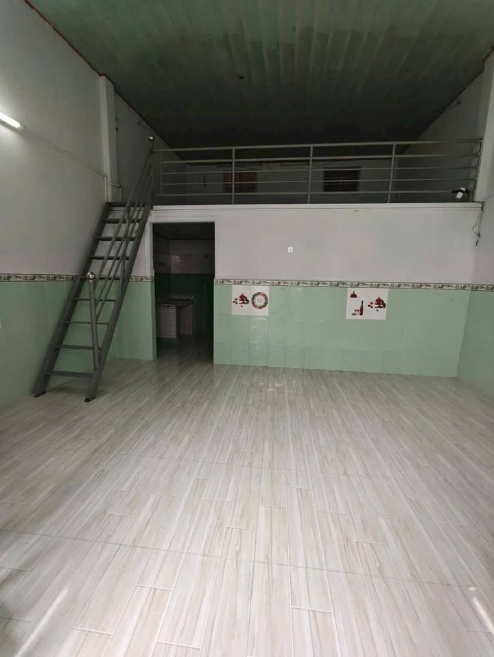 Nhà cho thuê hẻm 108 đường Cách Mạng Tháng 8, Cần Thơ - Giá chỉ 2,5 triệu/tháng!