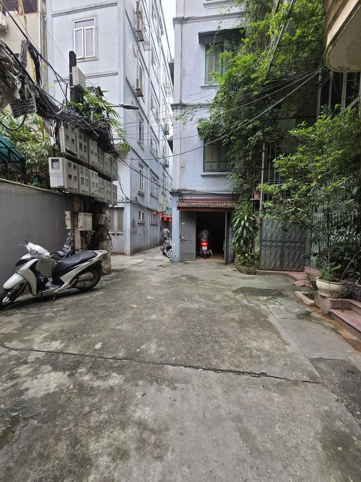 Nhà phố Đội Cấn, Ba Đình 55m² giá 16.5 tỷ - Đầu tư đất vàng tại Hà Nội!