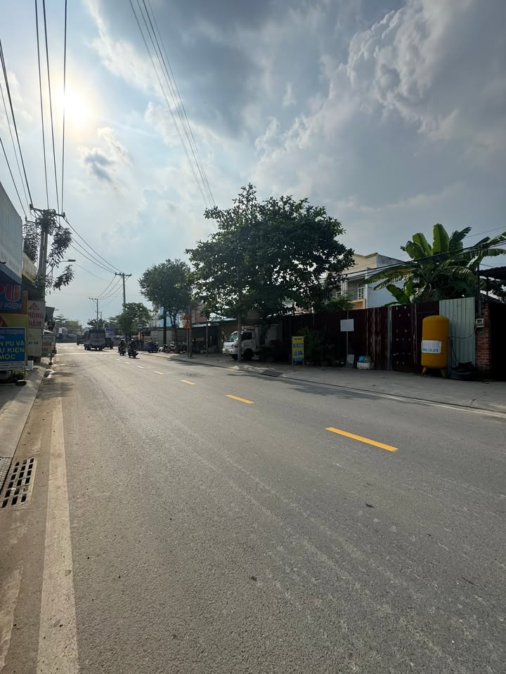 Đất mặt tiền Nguyễn Duy Trinh, Trường Thạnh, Thủ Đức 165m² giá 12.9 tỷ - Đầu tư sinh lời ngay!
