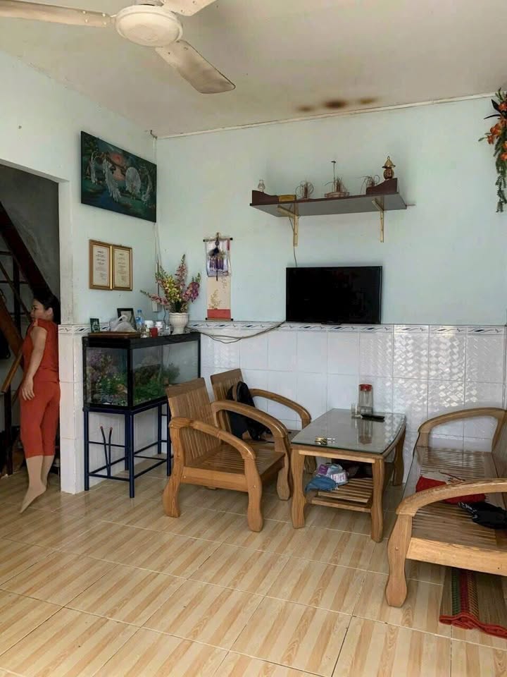 Nhà phố Thủ Đức 28m² giá 2.65 tỷ - Sổ hồng riêng, hoàn công đầy đủ!