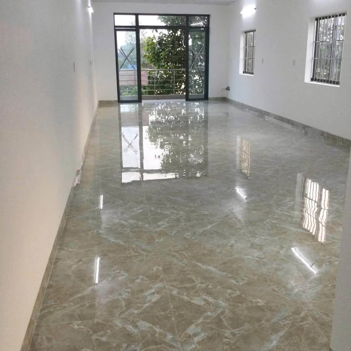 Cho thuê nhà mặt tiền Nguyễn Ái Quốc 135m² giá 28 triệu - Phù hợp mở văn phòng và kinh doanh!