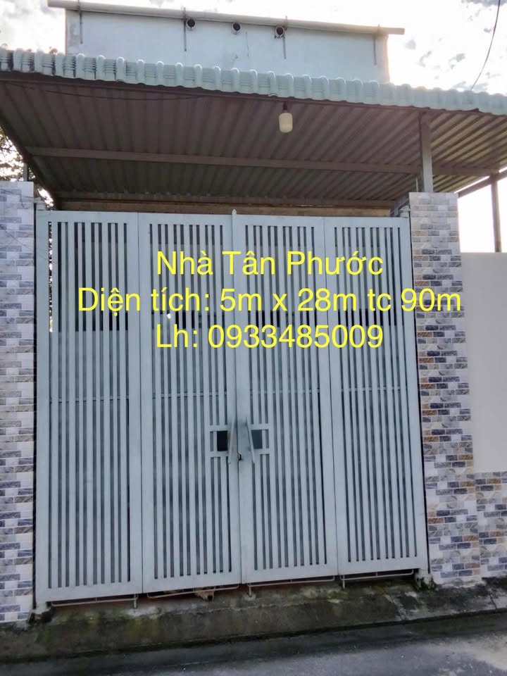 Nhà bán mặt tiền đường nhựa Tân Phước, 139m² giá 2 tỷ - Cơ hội đầu tư tuyệt vời!