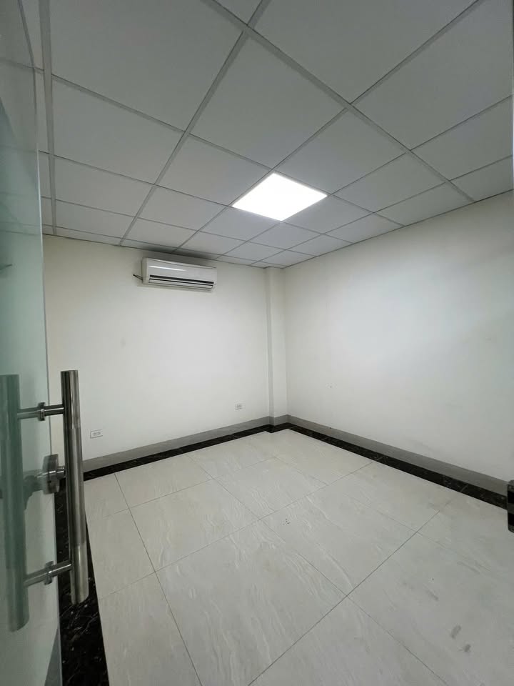 Văn phòng cho thuê Khu Liền Kề Văn Phú - 90m² chỉ 7 triệu/tháng