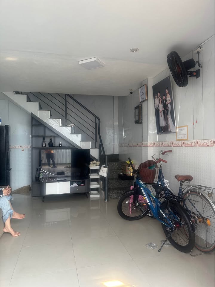 Nhà 2 Tầng Đường Lê Tấn Trung, Đà Nẵng 36m² giá 2,1 tỷ - Cơ hội không thể bỏ lỡ!