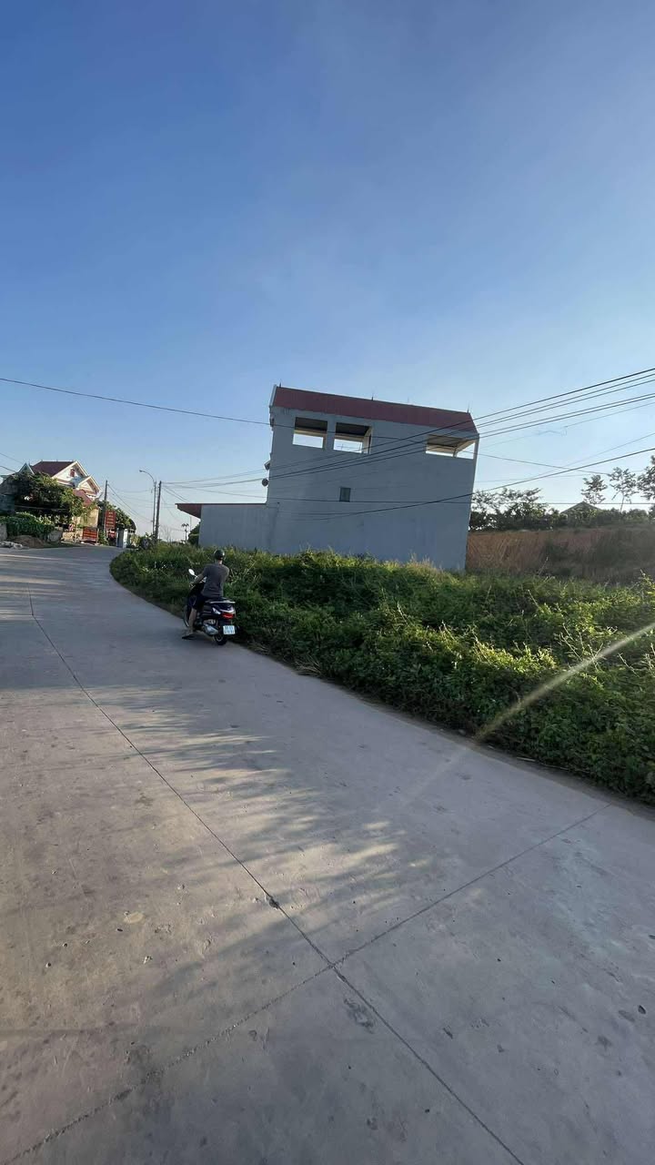 Lô đất đẹp tại Biên Sơn, Lục Ngạn, Bắc Giang 760m² giá 2 tỷ - Đầu tư sinh lời ngay!