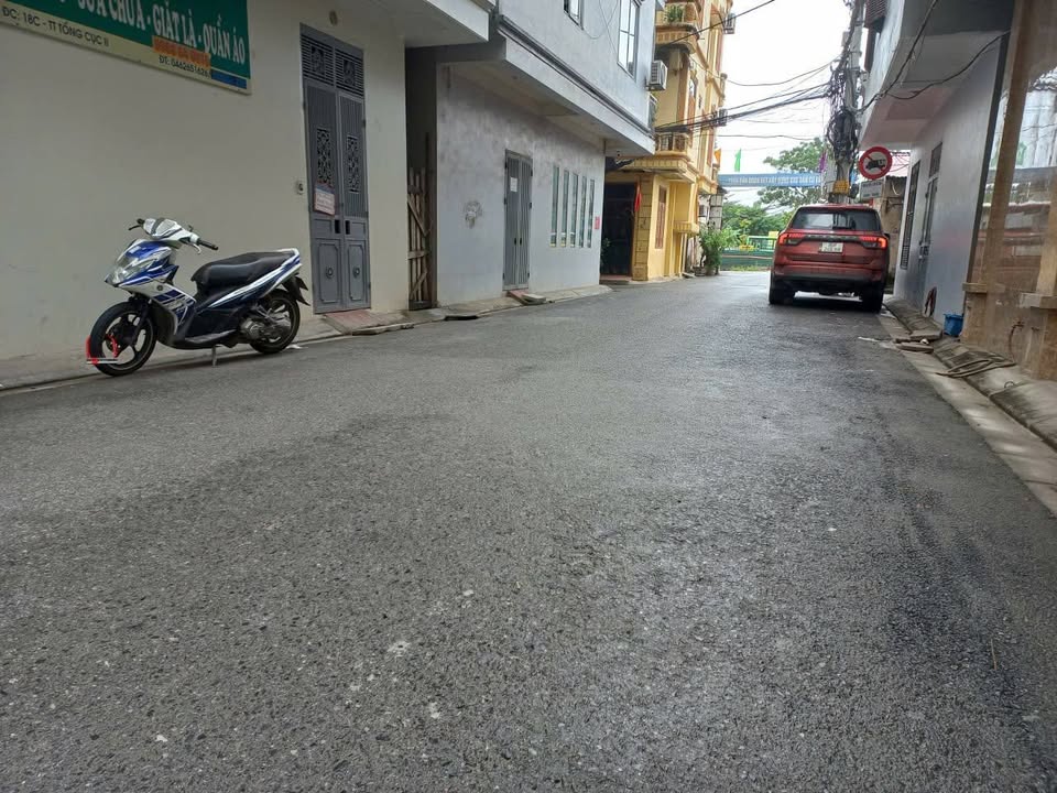 Nhà Cổ Nhuế 62m² giá 7.6 tỷ - Ô tô đỗ cửa, tiện ích xung quanh