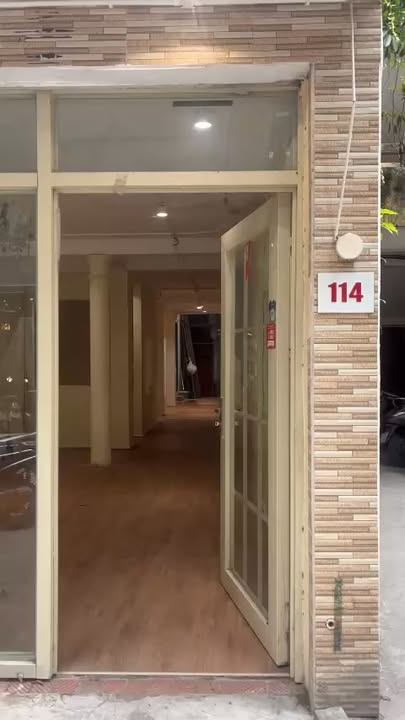 Căn hộ cho thuê C3 Hoàng Ngọc Phách, Đống Đa 100m² giá 14 triệu - Kinh doanh được!