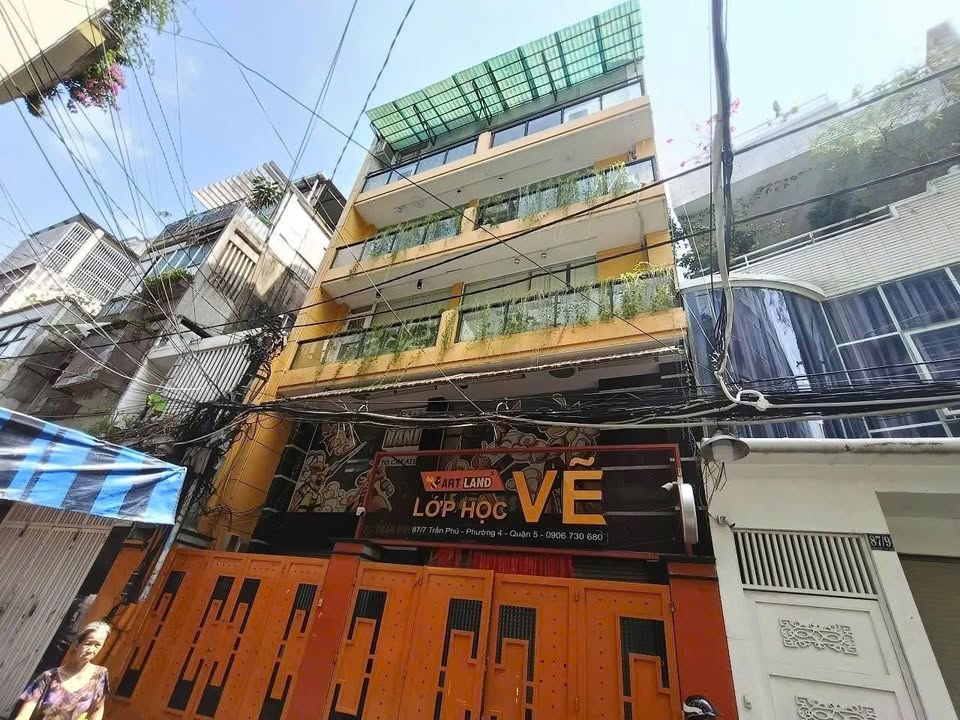 Nhà hẻm lớn Trần Phú, Quận 5, 149m² giá 32 tỷ - Thang máy tiện nghi!