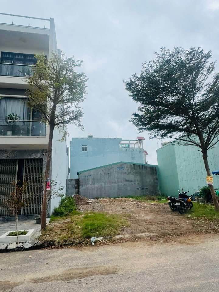 Đất nền Quy Nhơn 80m² giá 3 tỷ - Tiện kinh doanh mặt tiền rộng!