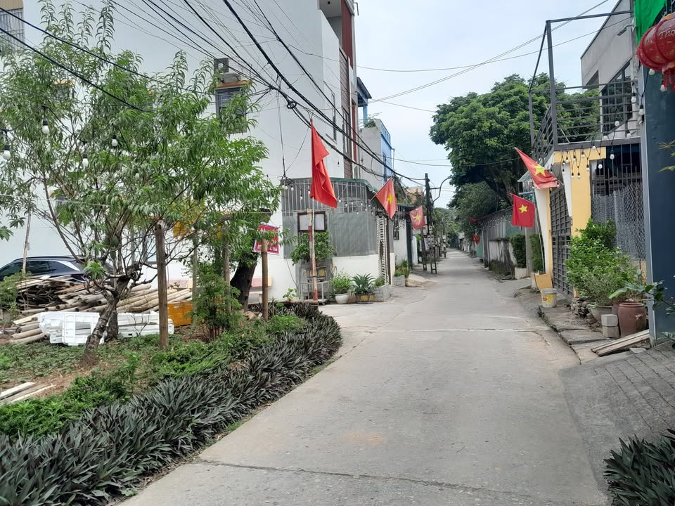 Đất thổ cư 2 mặt tiền đường Bùi Thị Xuân 75m² giá 1.8 tỷ - Cơ hội đầu tư tuyệt vời!