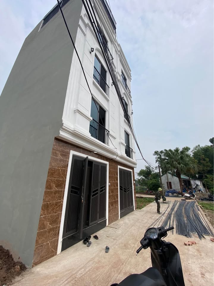 Nhà 4 tầng 32m² Thụy Hương, Chương Mỹ chỉ 3.4 tỷ - Ô tô vào tận cửa!