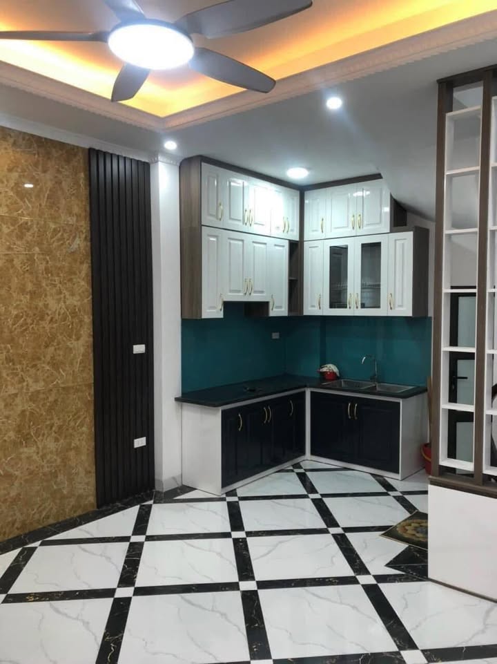 Phòng cho thuê Ngõ 325 Kim Ngưu 20m² giá chỉ 3.7 triệu - An ninh tốt, tiện nghi đầy đủ!