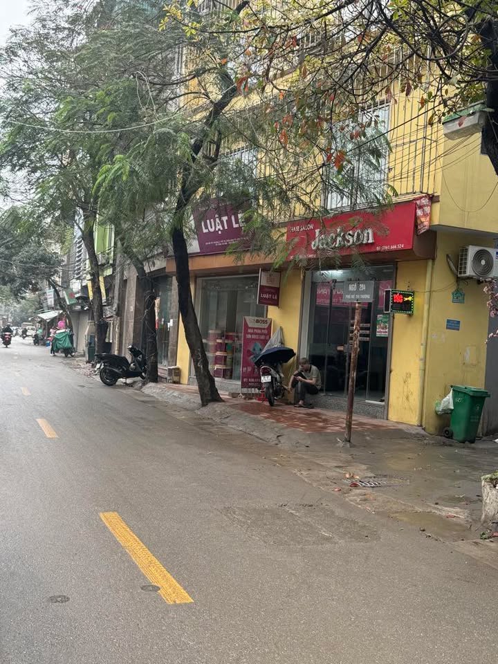 Bán đất mặt phố Mễ Trì Thượng 76m² giá 22.8 tỷ - Vị trí đắc địa, kinh doanh thuận lợi!