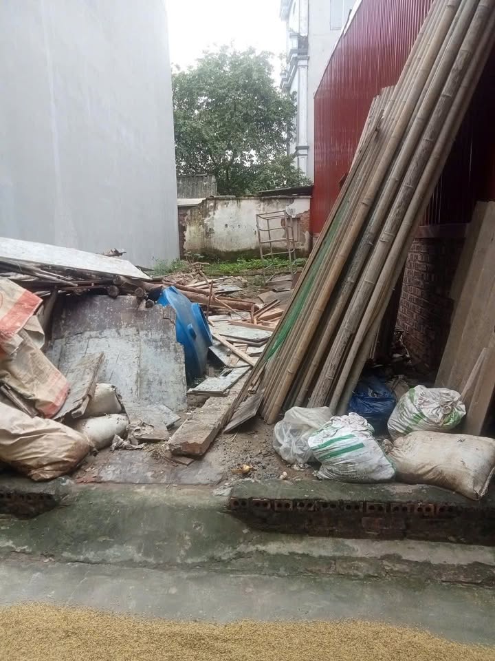 Lô đất 77m² tại thôn Chính Trung, Yên Phong - Giá chỉ 1 tỷ VND - Cơ hội đầu tư hấp dẫn!