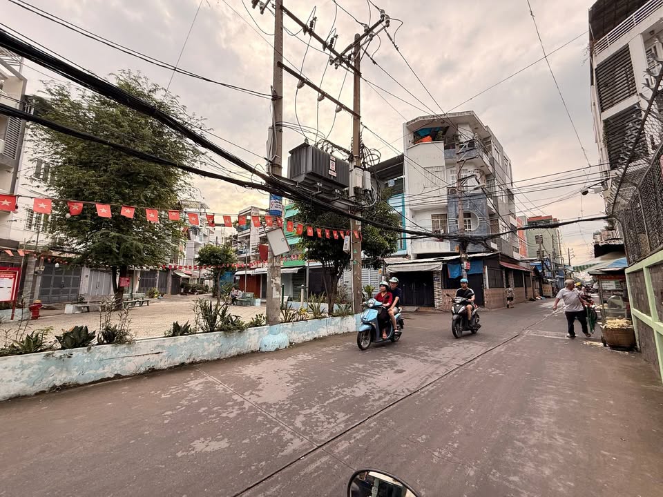 Nhà mặt tiền kinh doanh 86 Ông Ích Khiêm, Quận 11 - Giá 7 tỷ, Đầu tư sinh lời!