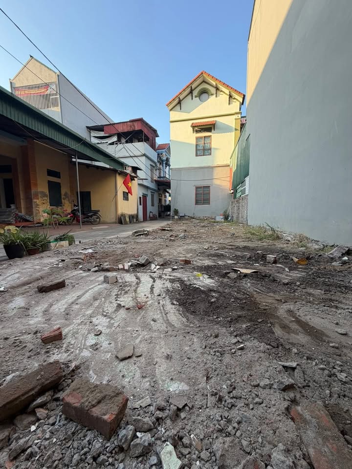 Đất nền phố Tú Tháp, Bắc Ninh 70m² giá chỉ 2.4 tỷ - Cơ hội đầu tư tuyệt vời!