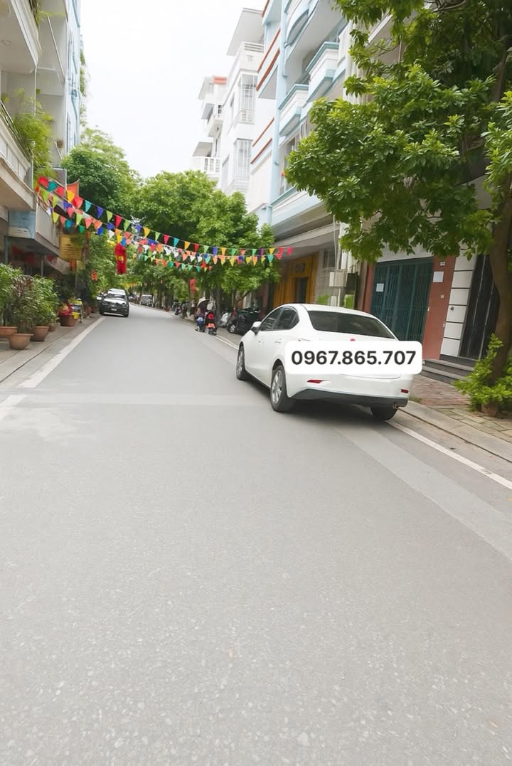 Nhà phố Hoàng Quốc Việt, Cầu Giấy 50m² giá 2 tỷ - Đầu tư sinh lời ngay!