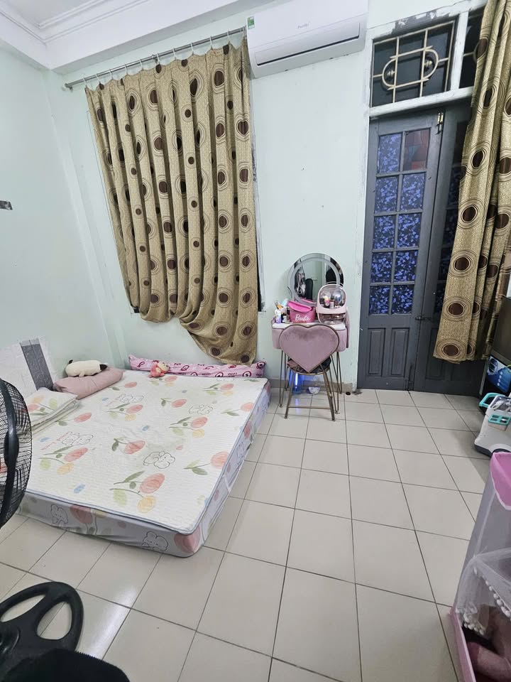 Nhà nguyên căn 40m² tại ngõ 54 Mạc Thị Bưởi, 7 triệu/tháng - Phù hợp cho hộ gia đình