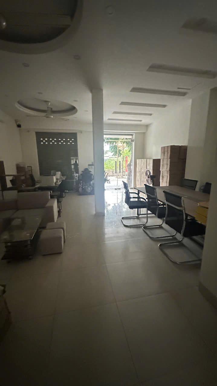 Cho thuê văn phòng 100m² tại Đại Mỗ, Nam Từ Liêm - Full nội thất văn phòng