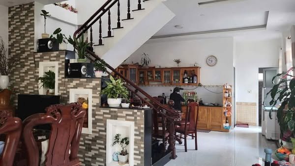 Nhà 2 mặt tiền Lê Văn Tám, Đà Lạt 129m² giá 8.5 tỷ - Sổ hồng riêng, ô tô vào tận nơi!