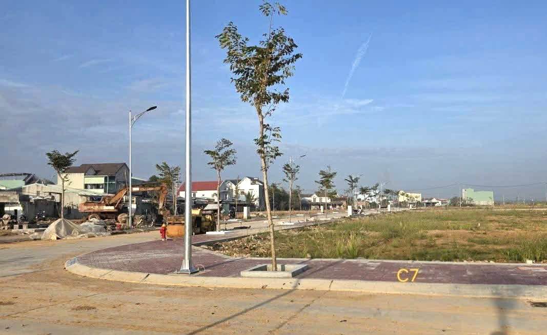 Đất nền đẹp ngay trung tâm An Nhơn, 100m² giá chỉ 900 triệu - Cơ hội đầu tư tuyệt vời!