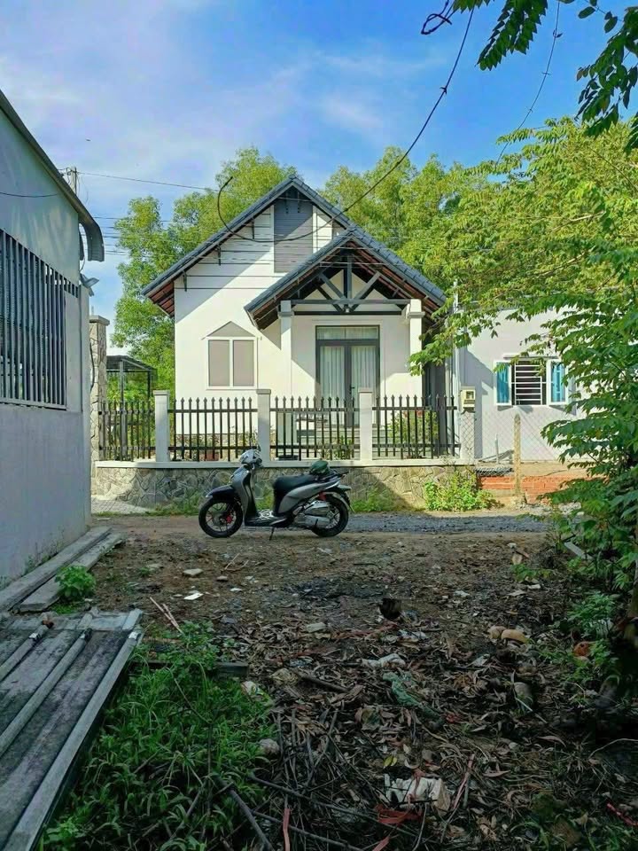 Đất nền Long Phước, Quận 9, 96.3m² giá chỉ 2.699 tỷ - Cơ hội đầu tư hiếm có!