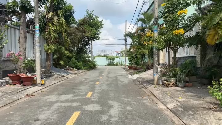 Bán đất mặt tiền Quốc Lộ 50 quận 8, 100m² chỉ 1.299 tỷ - Cơ hội đầu tư lý tưởng!