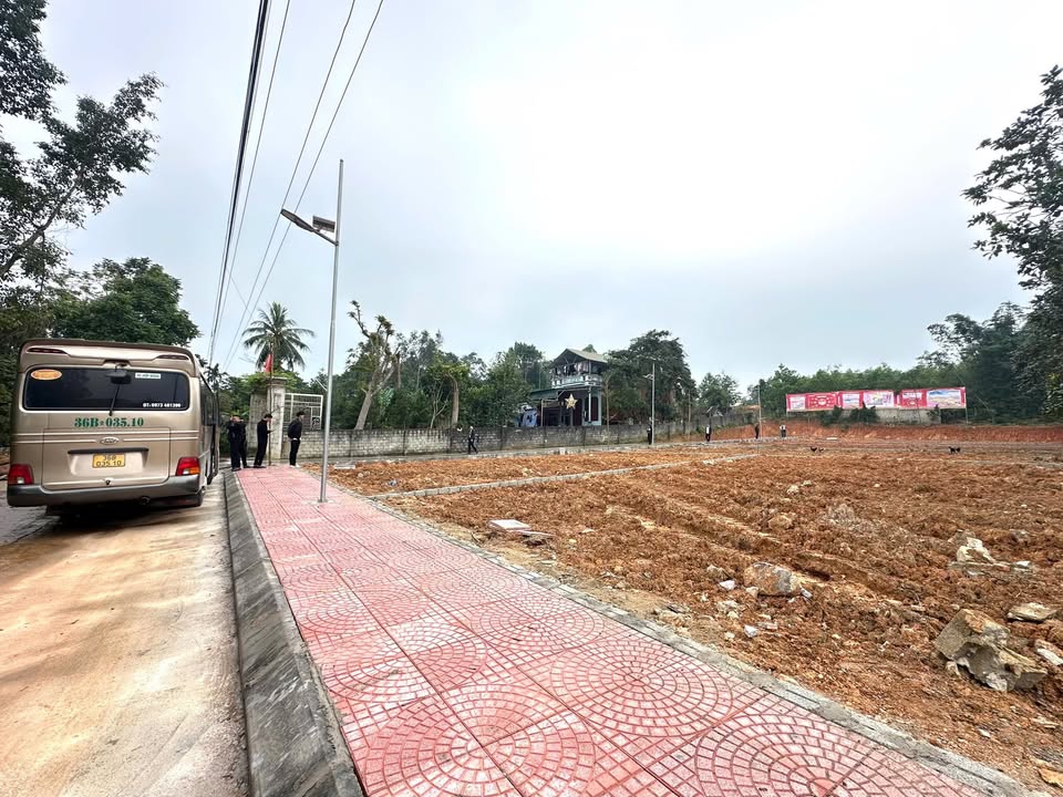 Đất thổ cư Hợp Tiến 120m² chỉ 300 triệu - Vị trí thuận lợi, pháp lý rõ ràng!