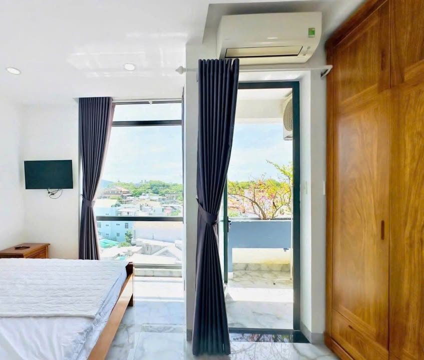 Căn hộ 1 phòng ngủ Vinmec Nha Trang 6 triệu/tháng - Full nội thất, ban công hướng biển!