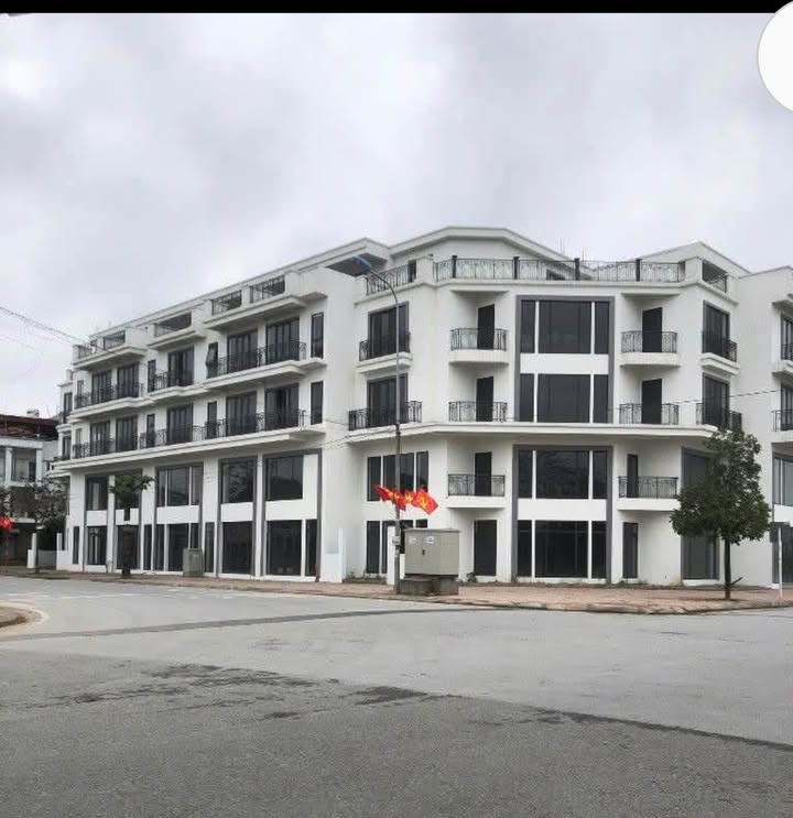 Đất góc 35m² Trâu Quỳ, Gia Lâm giá 7 tỷ - Kinh doanh sầm uất!