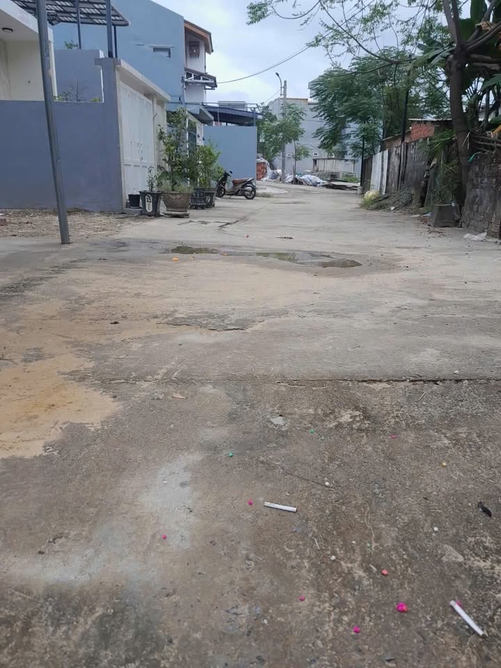 Đất kiệt ô tô quay đầu đường Bình Kỳ Hòa Quý 90m² giá chỉ 3 tỷ - Cơ hội đầu tư tuyệt vời!