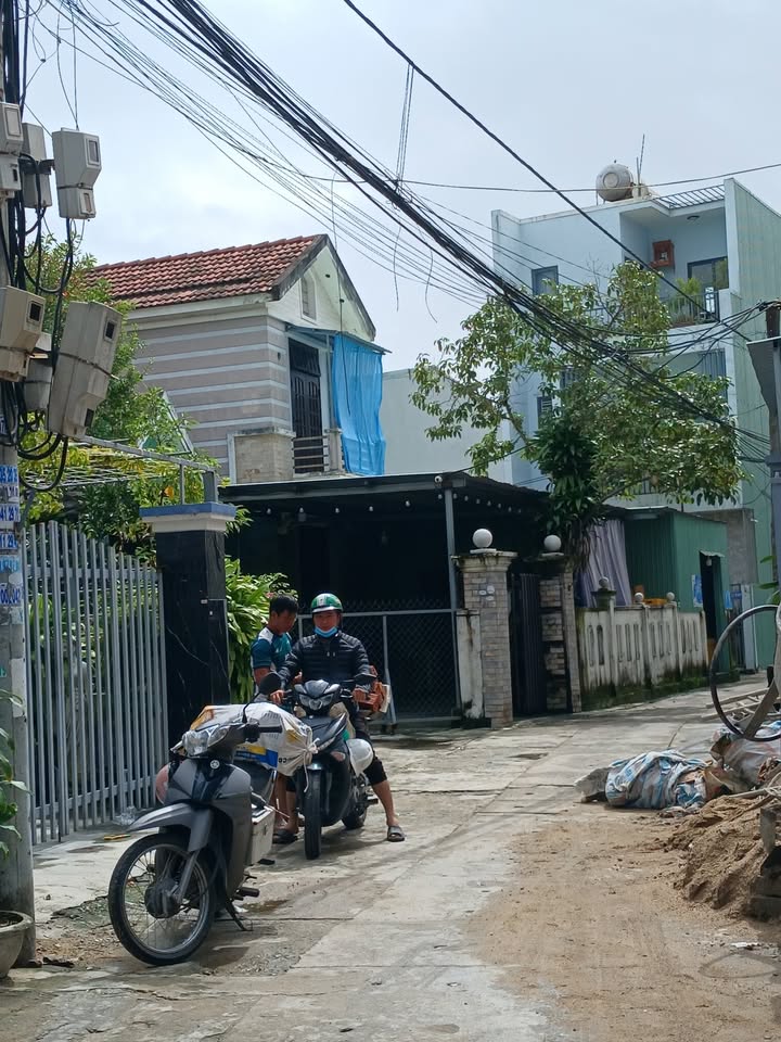 Nhà 2 tầng Nguyễn Duy Trinh 135m² giá 6 tỷ - Cơ hội đầu tư tuyệt vời!